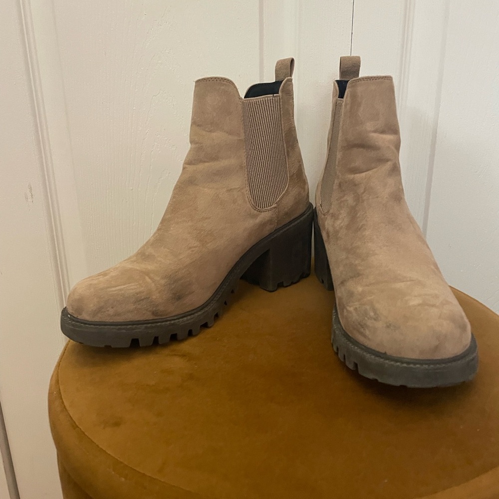 Tan brown booties